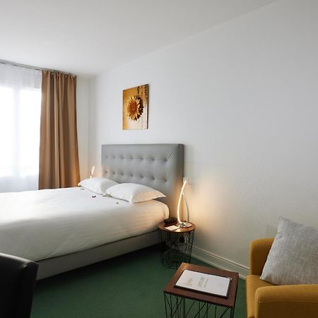 Hotel Le Beffroi Dreux Zewnętrze zdjęcie