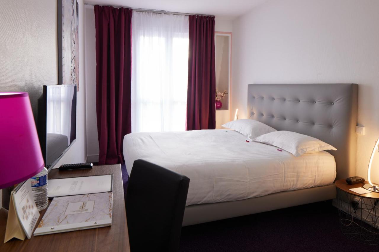 Hotel Le Beffroi Dreux Zewnętrze zdjęcie