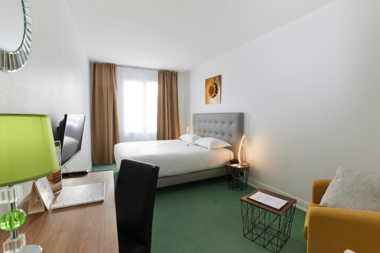 Hotel Le Beffroi Dreux Zewnętrze zdjęcie