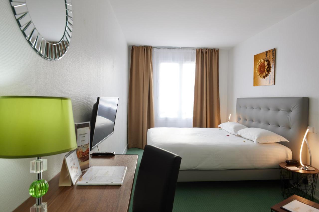 Hotel Le Beffroi Dreux Zewnętrze zdjęcie
