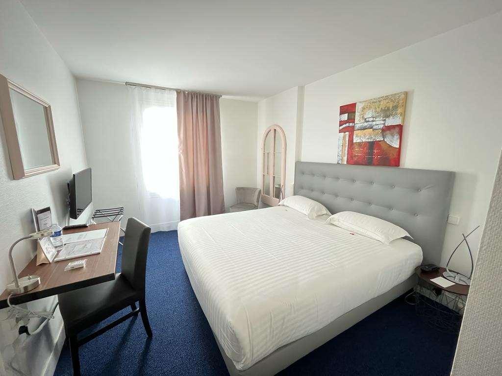 Hotel Le Beffroi Dreux Pokój zdjęcie