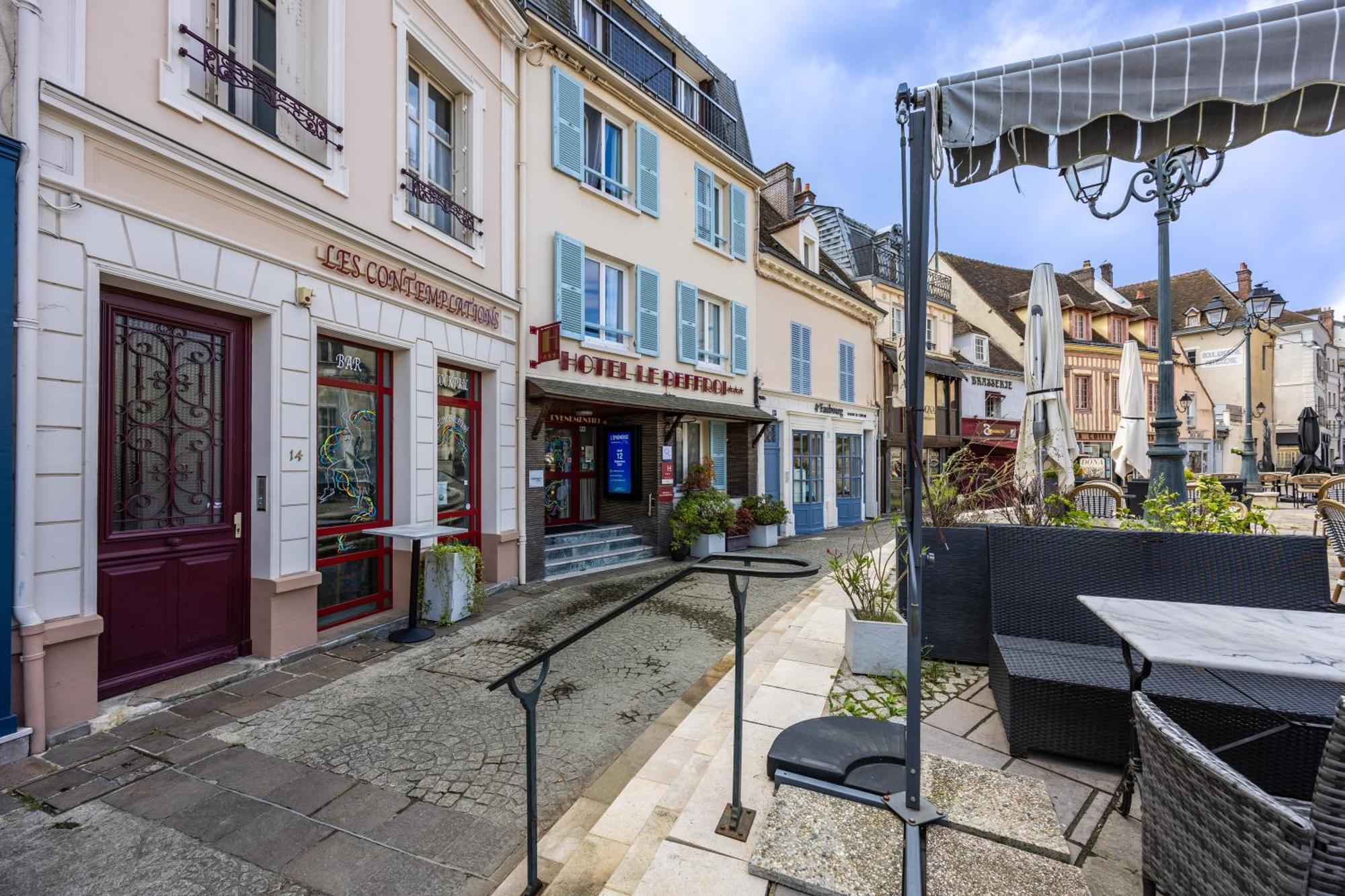 Hotel Le Beffroi Dreux Zewnętrze zdjęcie