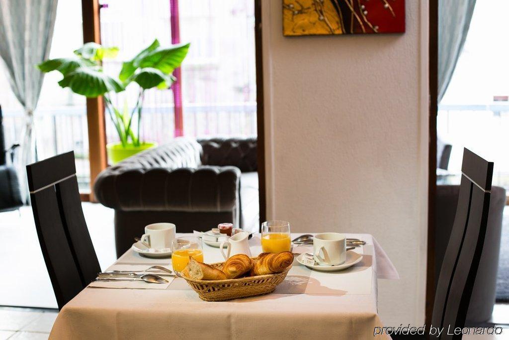 Hotel Le Beffroi Dreux Zewnętrze zdjęcie