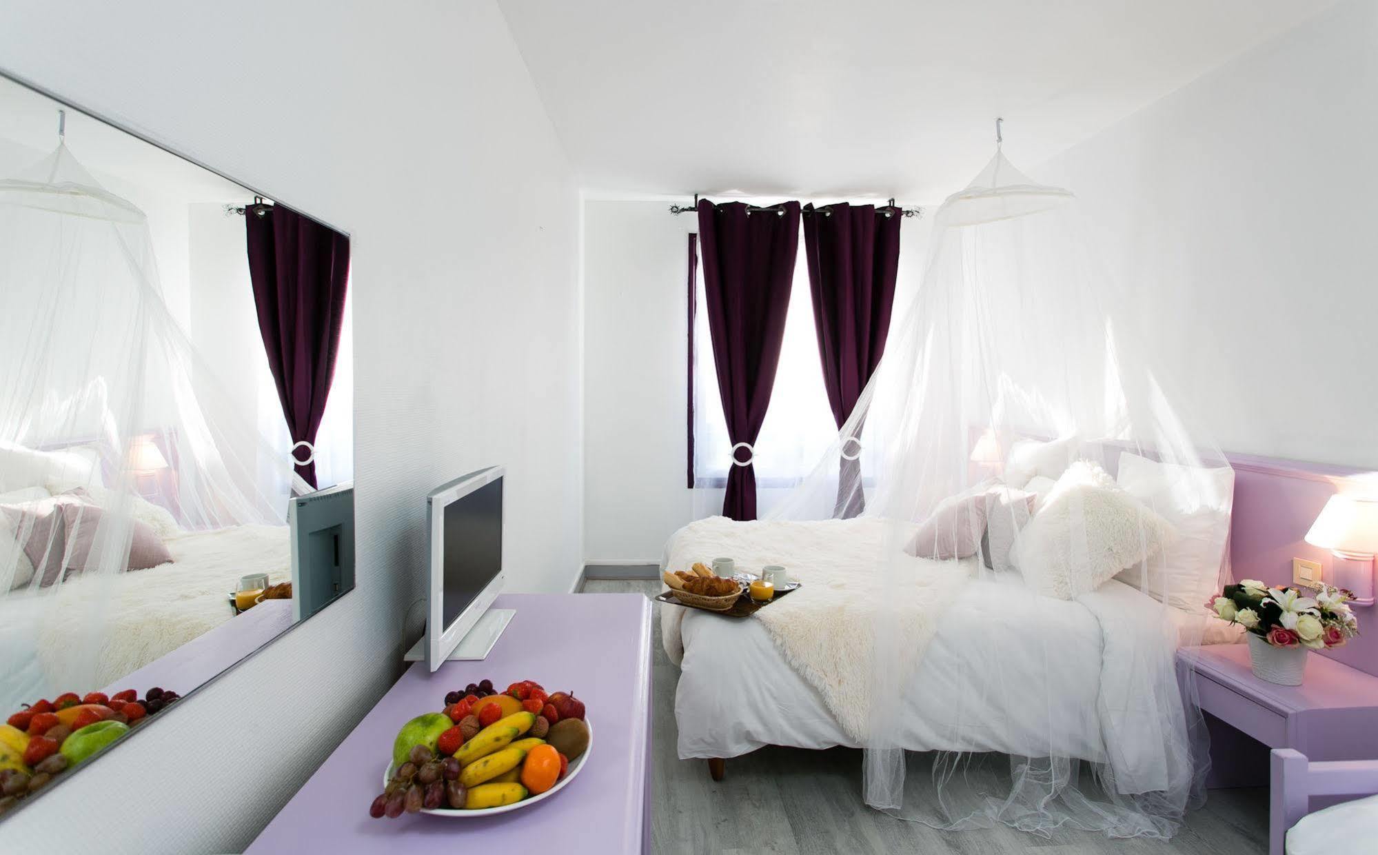 Hotel Le Beffroi Dreux Zewnętrze zdjęcie